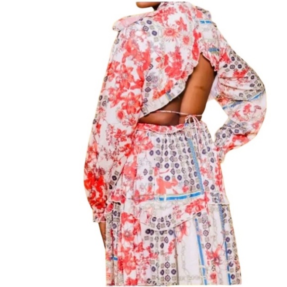 L'ATISTE Vibrant Red and Cream Maxi Dress - Picture 2 of 5